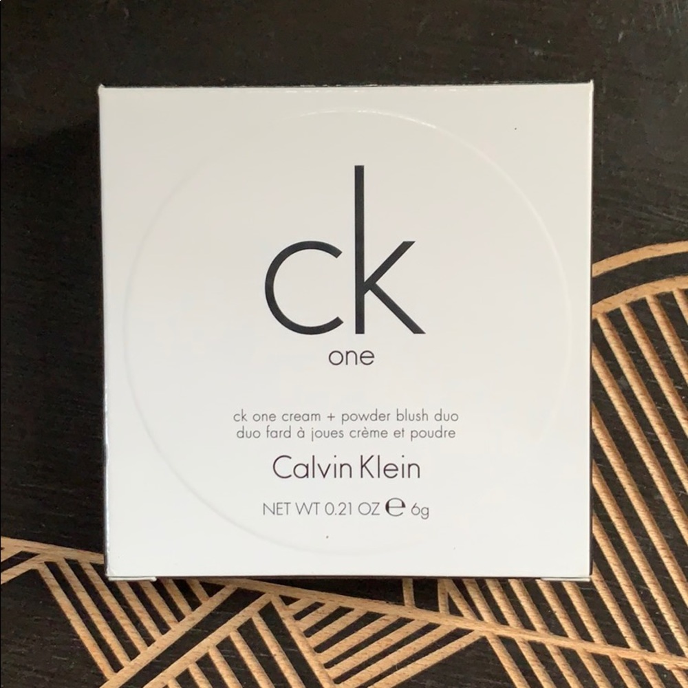 CK one cream + powder blush duo in 800 “Style”